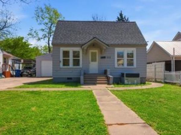 212 N Foreman Street , Vinita, OK 74301