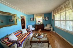 1471 Woodhill Terrace photo 4