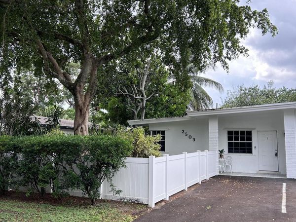 2503 NW 5th Avenue, Unit 1, Wilton Manors, FL 33311