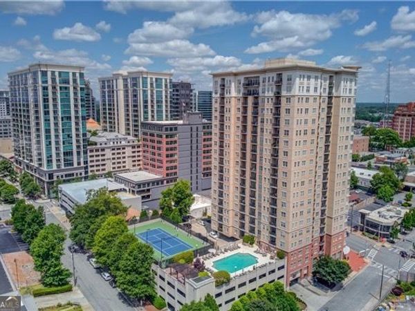 325 E Paces Ferry Road NE, Unit 1810, Atlanta, GA 30305