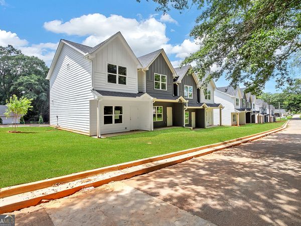 50 S Jackson Street, UNIT 202, Forsyth, GA 31029