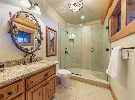 163 Bob Sherman, Truckee, CA 96161 Photo