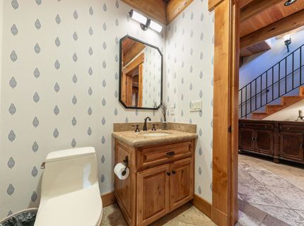 163 Bob Sherman, Truckee, CA 96161 Photo