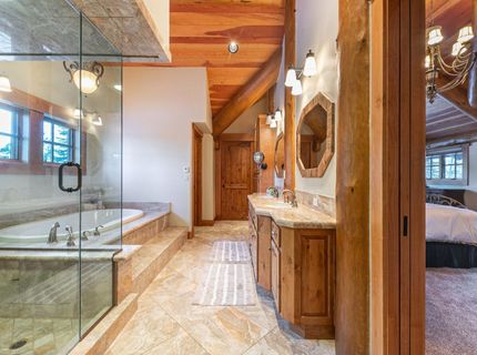 163 Bob Sherman, Truckee, CA 96161 Photo
