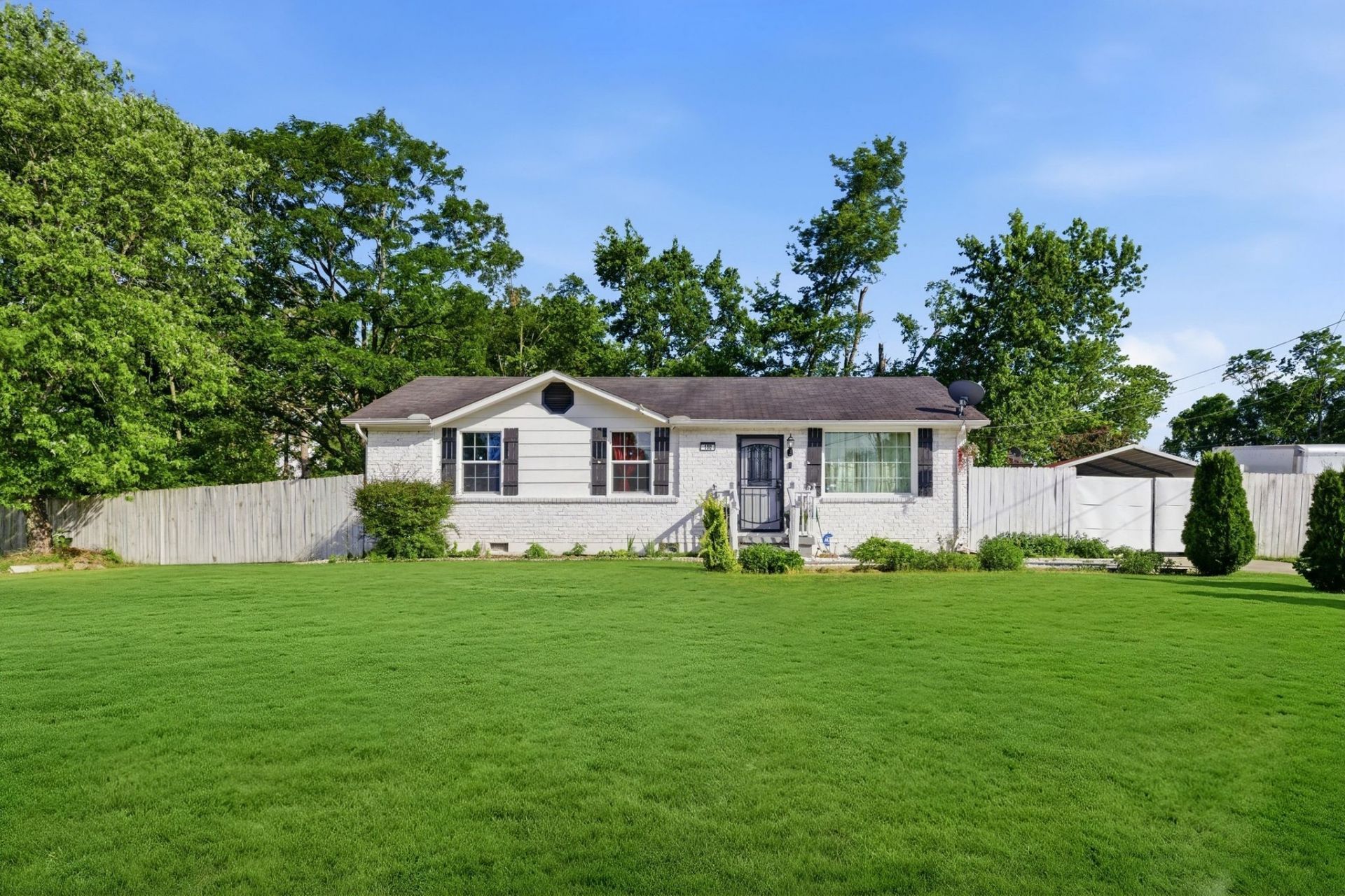 329 Bart Dr, Antioch, TN 37013 Main Photo