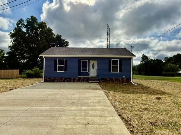 107 Chastain St, Tullahoma, TN 37388