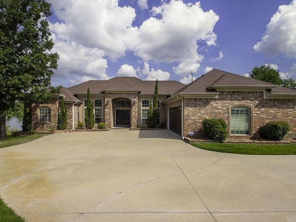 2517 Forrest Lakes Cove, Sherwood, AR 72120