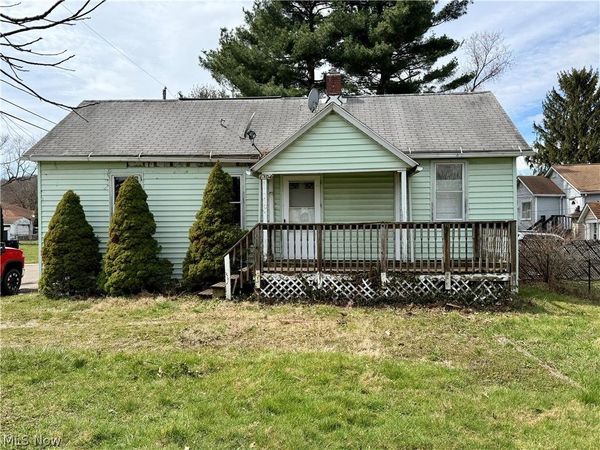 1304 Lakeshore Boulevard , Akron, OH 44301