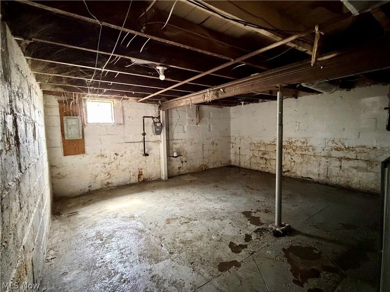 1304 Lakeshore Boulevard, Akron, OH 44301 Photo 12