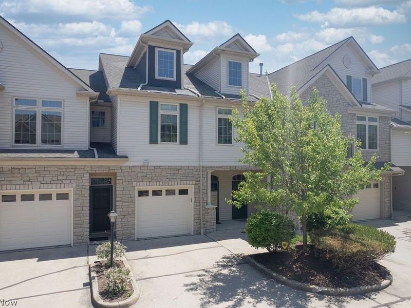 3158 Richmond Road, Unit 3158, Beachwood, OH 44122 Photo 1