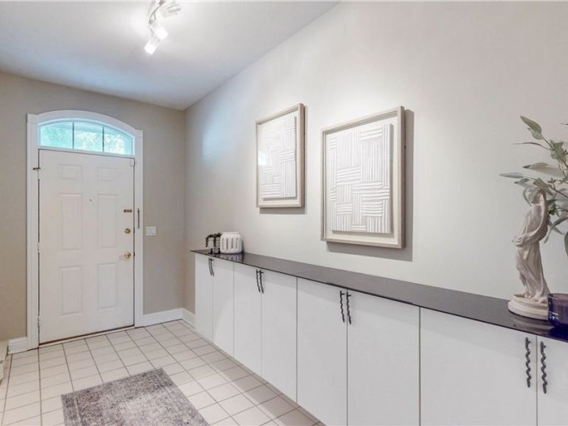 3158 Richmond Road, Unit 3158, Beachwood, OH 44122 Photo 3
