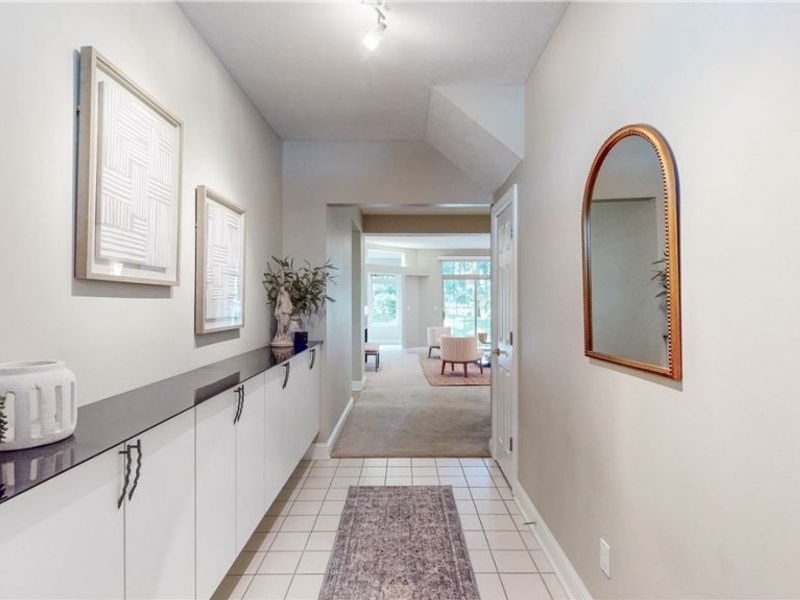 3158 Richmond Road, Unit 3158, Beachwood, OH 44122 Photo 4