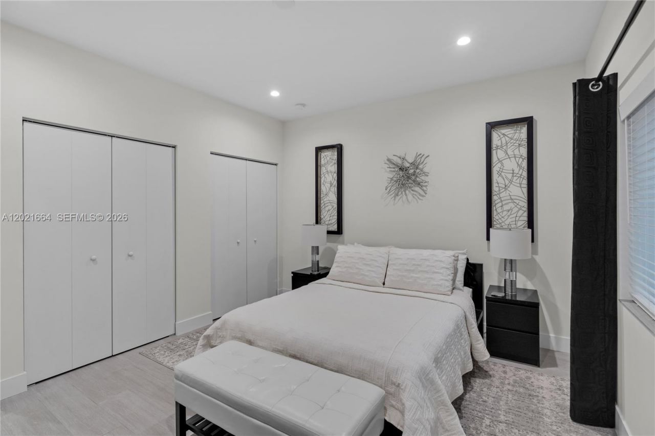 1786 SW 9th St , Unit 1, Miami, FL 33135 Photo