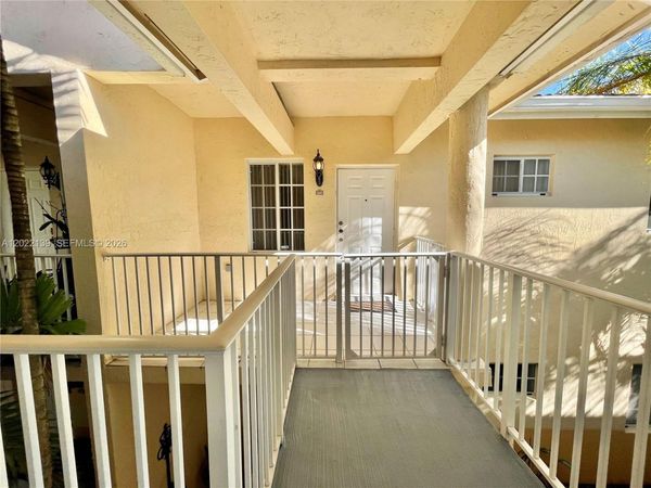 6912 NW 179th St , Unit 2043, Hialeah, FL 33015