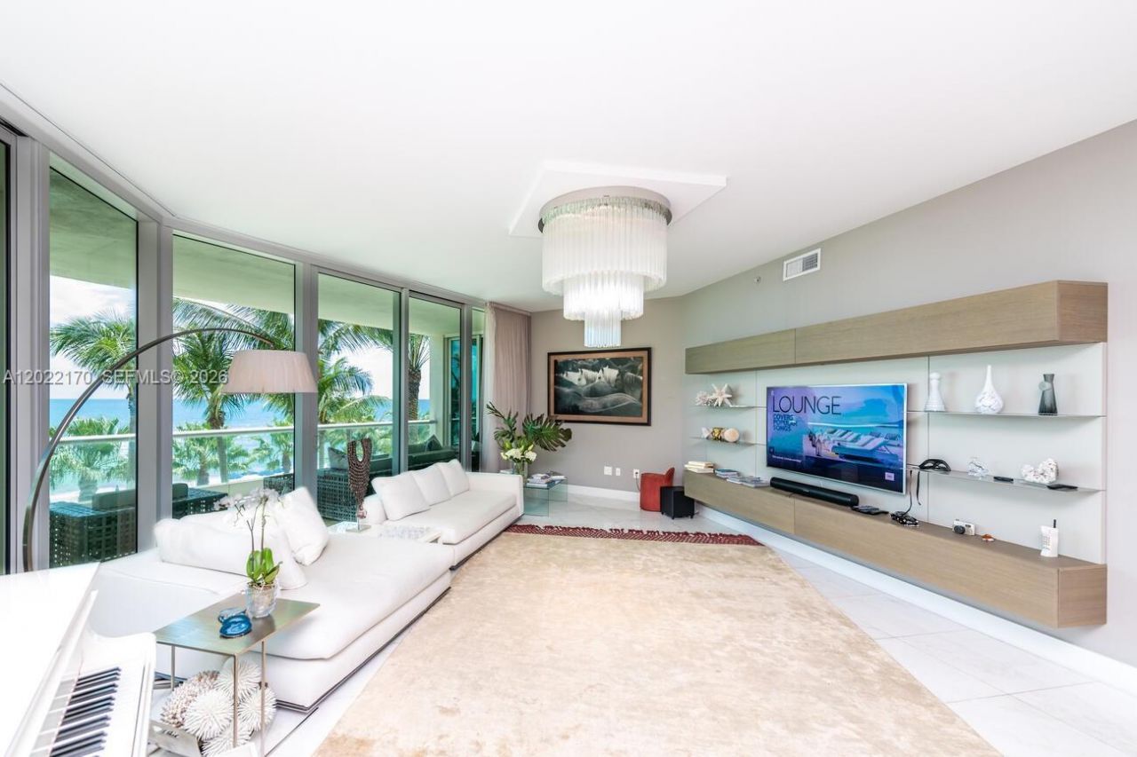 16051 Collins Ave , Unit 404, Sunny Isles Beach, FL 33160 Photo