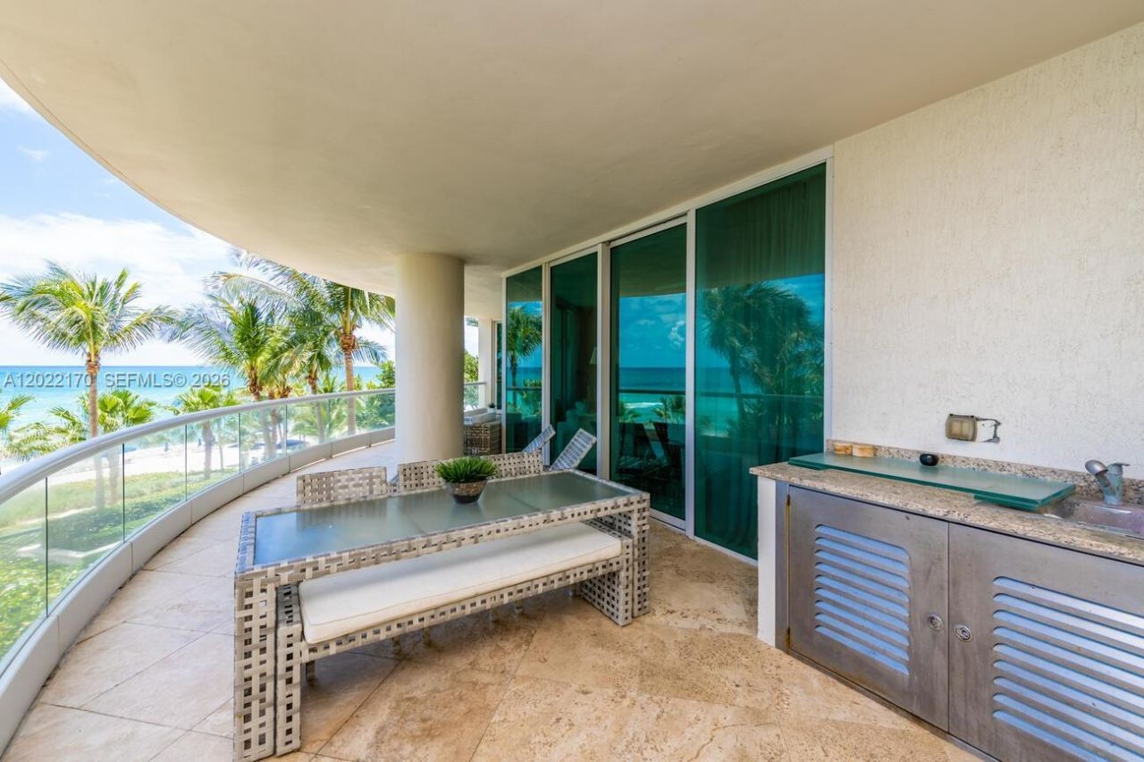 16051 Collins Ave , Unit 404, Sunny Isles Beach, FL 33160 Photo