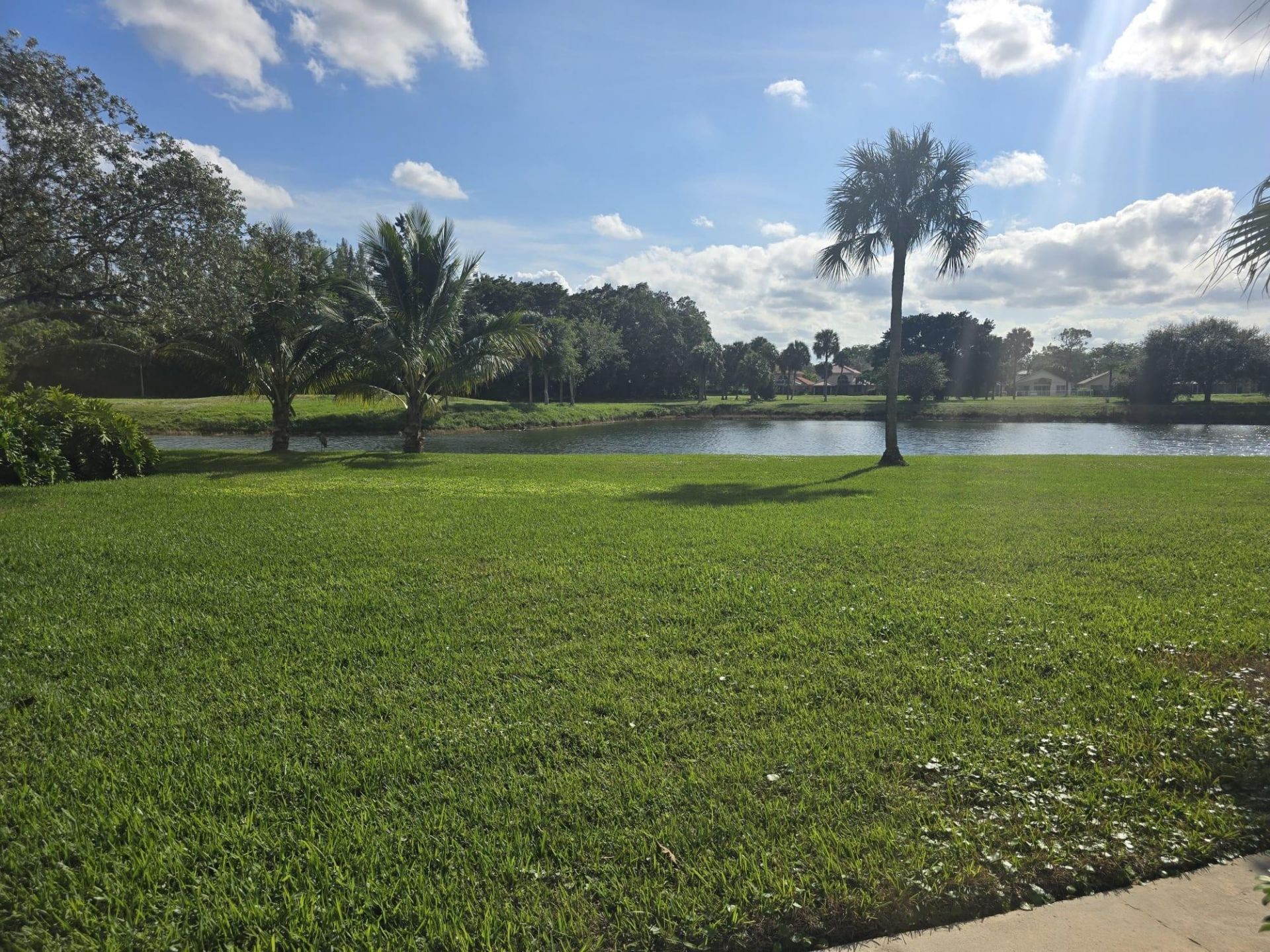 3310 N Pinewalk Drive N, Unit 1812, Margate, FL 33063 Photo