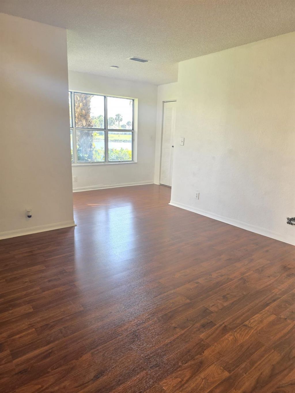 3310 N Pinewalk Drive N, Unit 1812, Margate, FL 33063 Photo