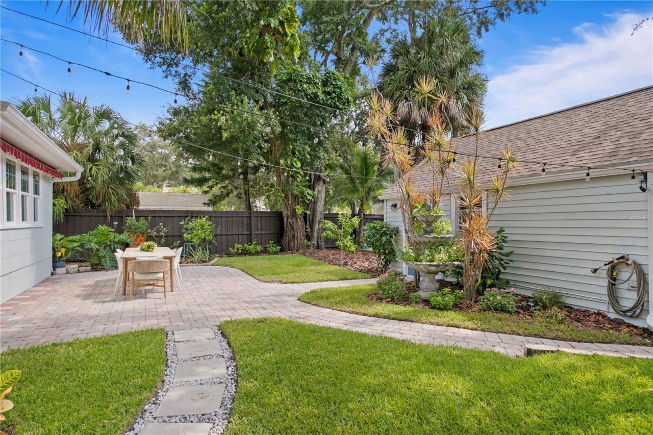 1101 11th Street N, Saint Petersburg, FL 33705 Photo