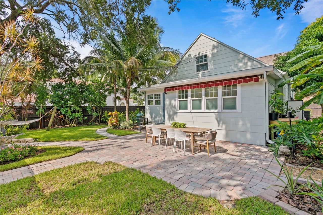 1101 11th Street N, Saint Petersburg, FL 33705 Photo
