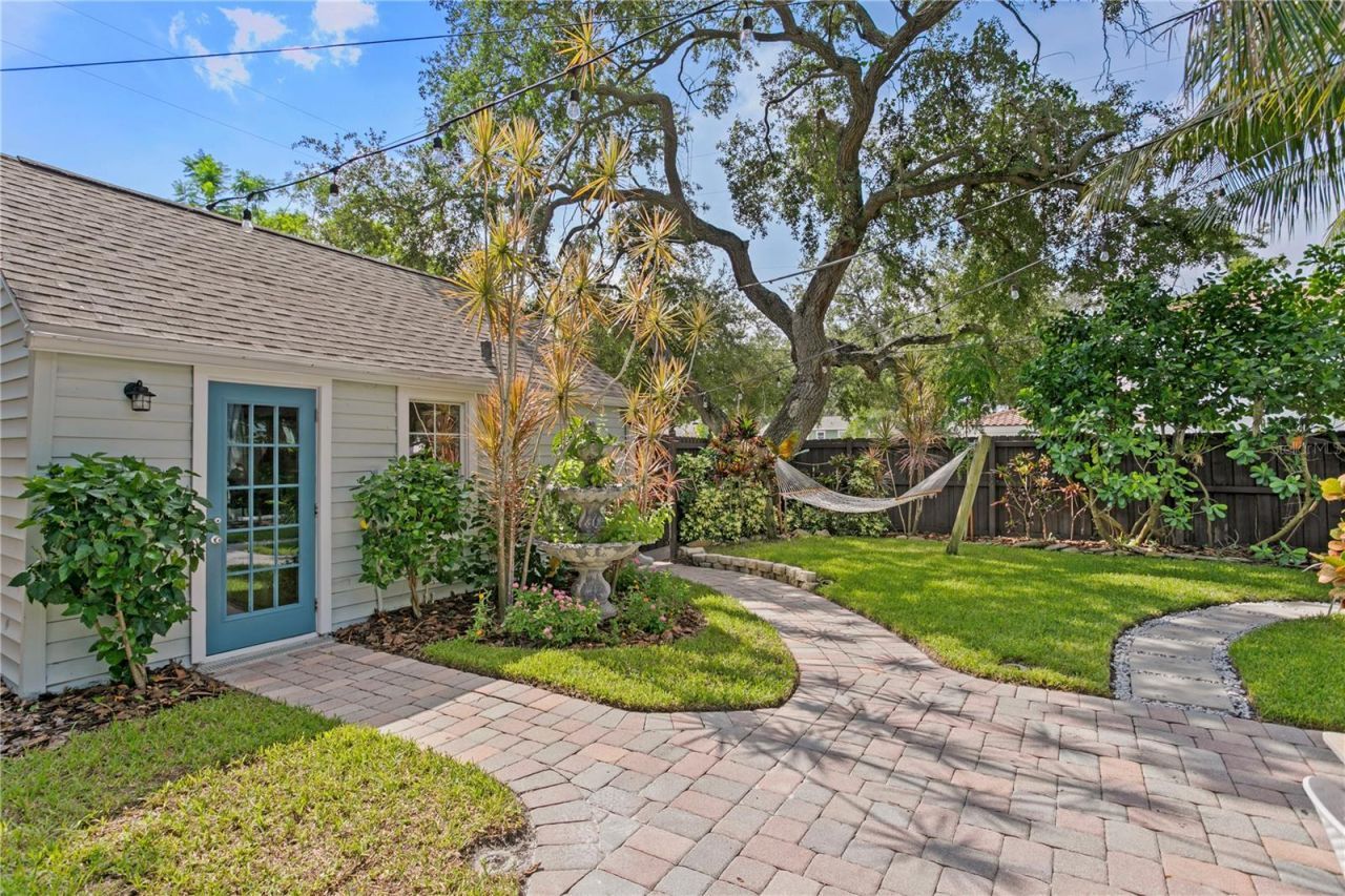 1101 11th Street N, Saint Petersburg, FL 33705 Photo