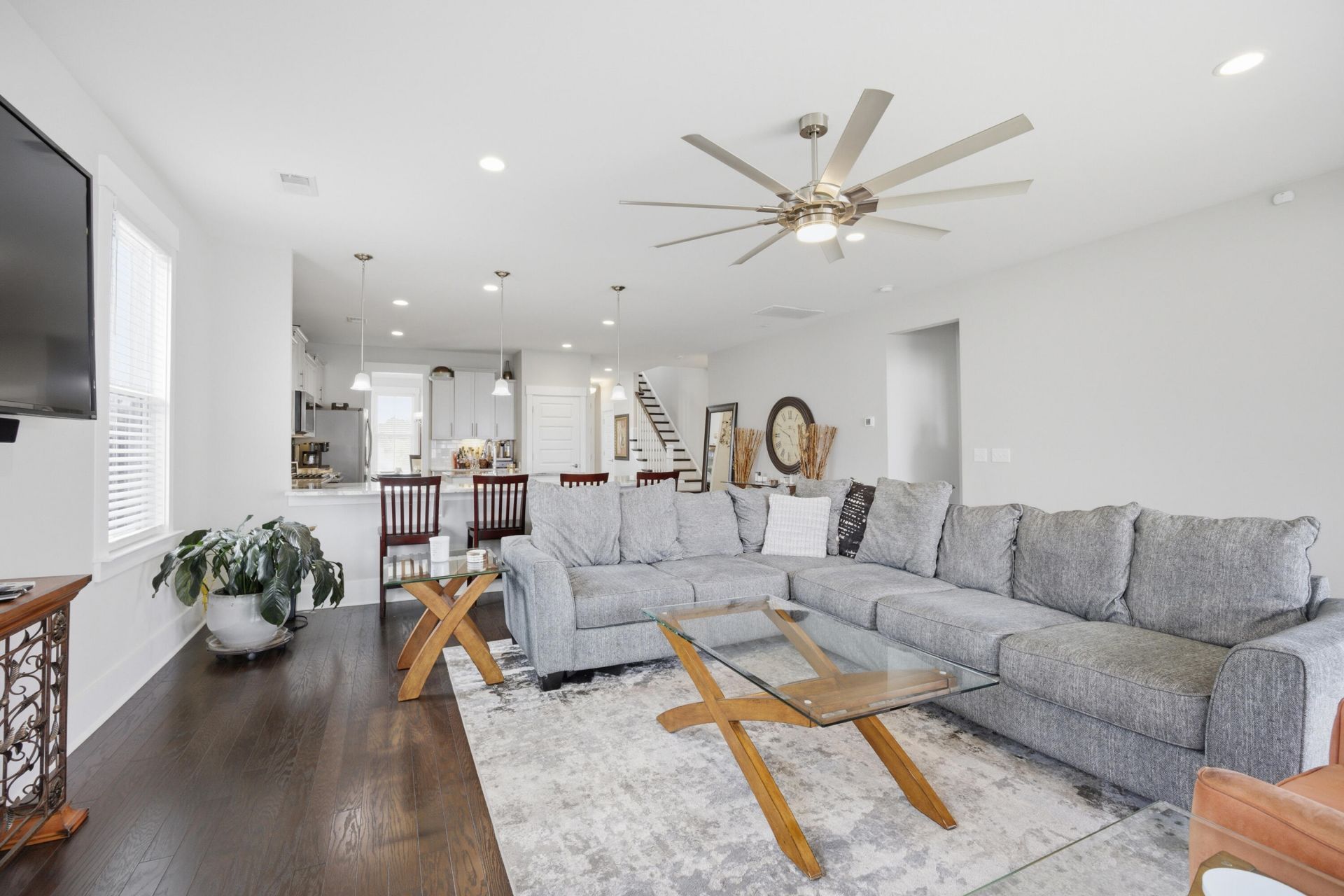 123 Hewitt Street Photo 75