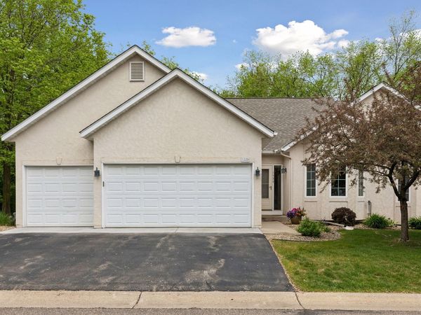 1539 Stonewood Lane, Eagan, MN 55122