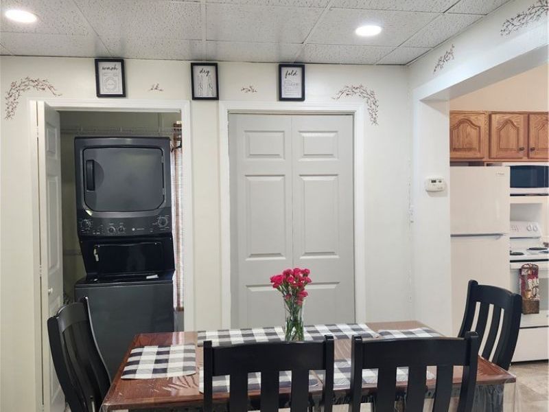 674 S Monroe Street, Millersburg, OH 44654 Photo 9