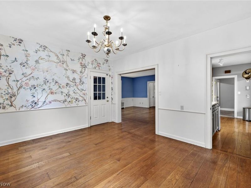 3555 Birch Tree Path, Cleveland Heights, OH 44121 Photo 12