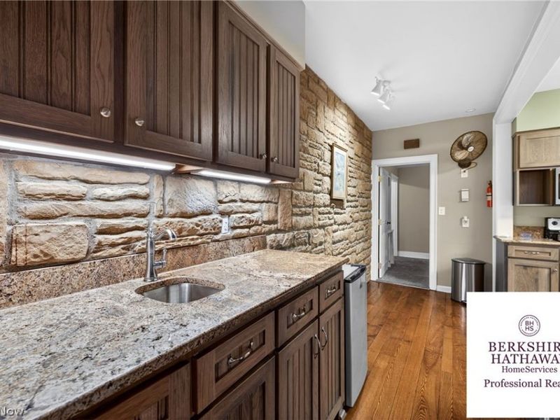 3555 Birch Tree Path, Cleveland Heights, OH 44121 Photo 13