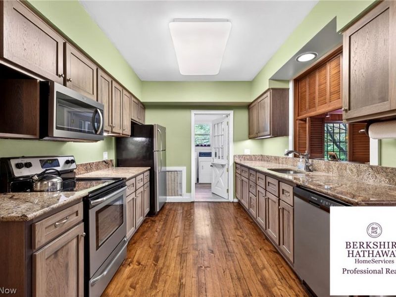3555 Birch Tree Path, Cleveland Heights, OH 44121 Photo 15