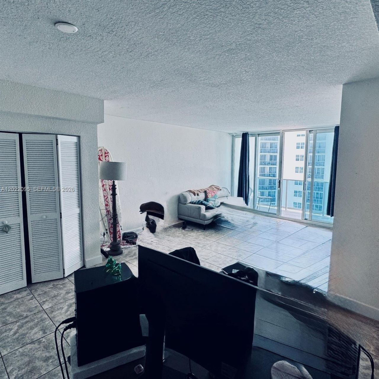 7501 E Treasure Dr, Unit 7R, North Bay Village, FL 33141 Photo