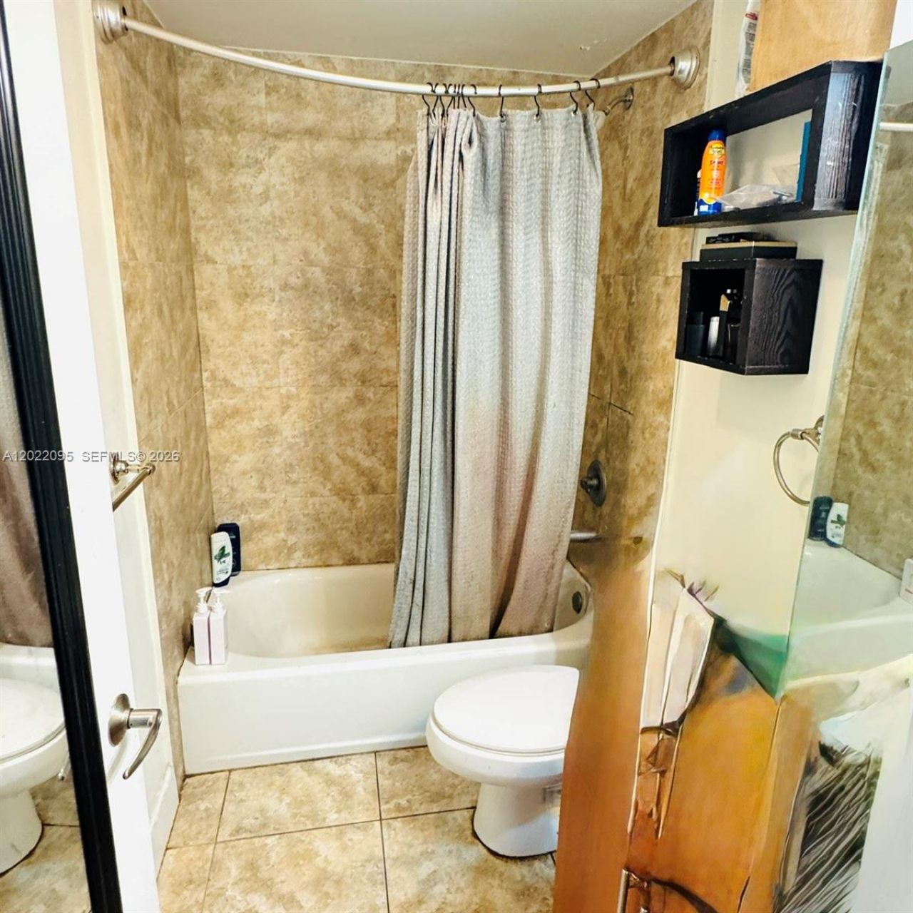 7501 E Treasure Dr , Unit 7R, North Bay Village, FL 33141 Photo