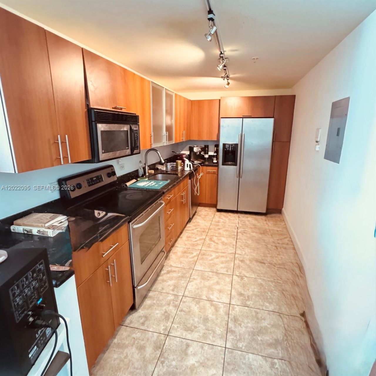 7501 E Treasure Dr, Unit 7R, North Bay Village, FL 33141 Photo
