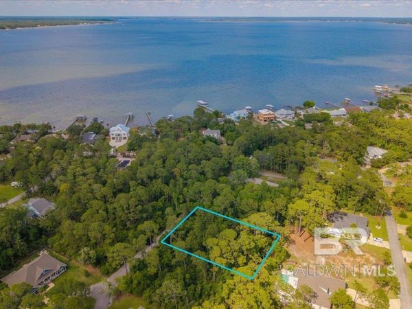 16505 North Shore Lane, Pensacola, FL 32507