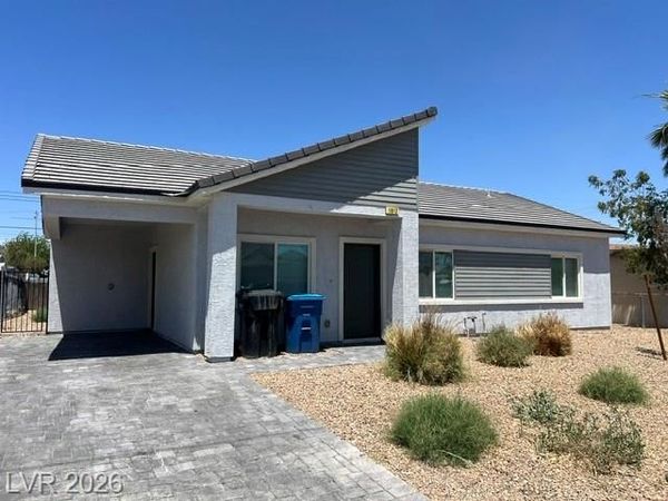 1912 Carver Avenue, North Las Vegas, NV 89032