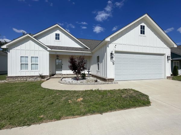 521 Walker Cr., New Albany, MS 38652