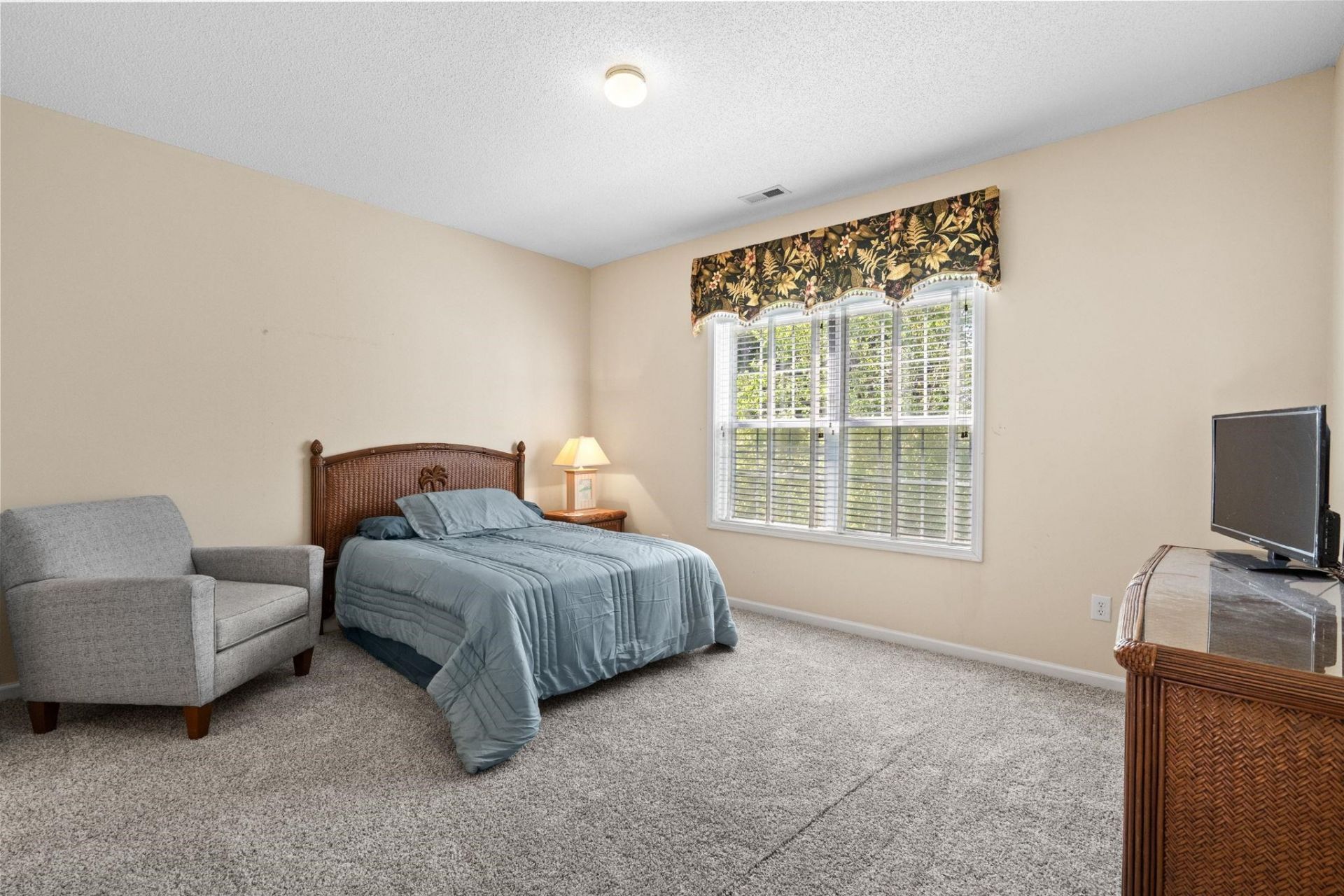 130 Scotch Broom Dr. Photo 17