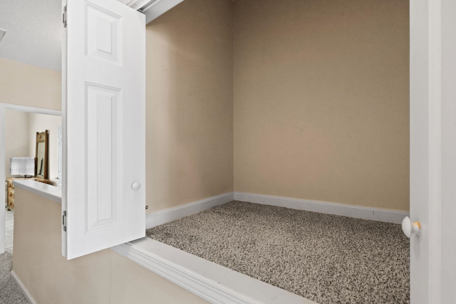130 Scotch Broom Dr. Photo 24