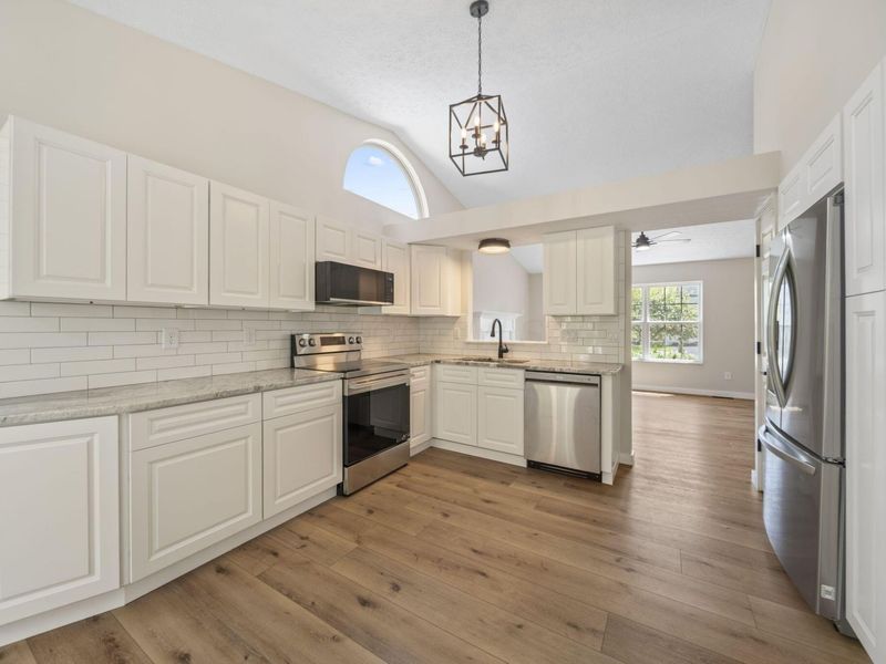 643 Rainbow Drive, Marysville, OH 43040 Photo 8