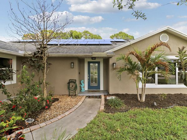 1881 SW Taurus Lane, Port St. Lucie, FL 34984