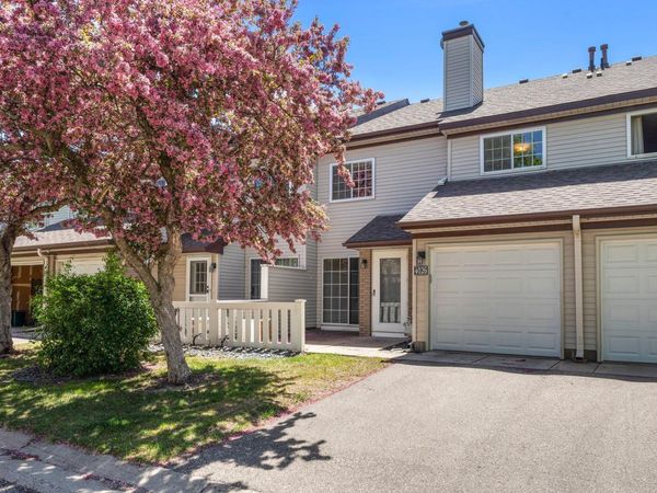 4026 Wilshire Circle , Unit 76, Shoreview, MN 55126