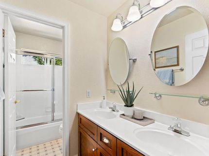 100 Hensey Ct, Folsom, CA 95630 Photo