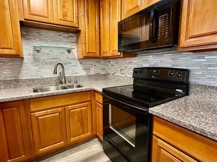 9127 Newhall Dr #33, Unit 33, Sacramento, CA 95826 Photo
