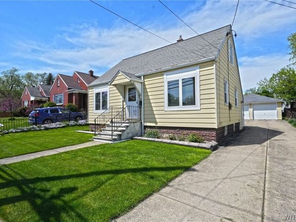 51 Orchard Avenue , Buffalo, NY 14219