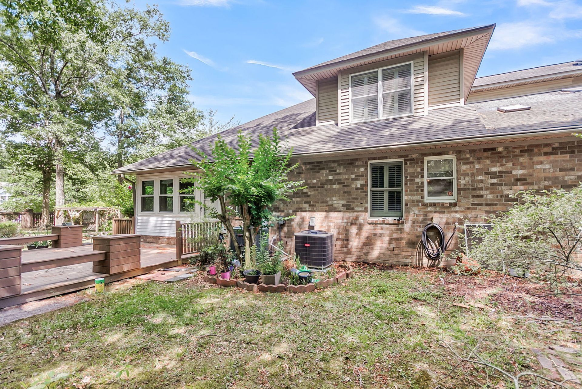 104 Dresden Drive Photo 40