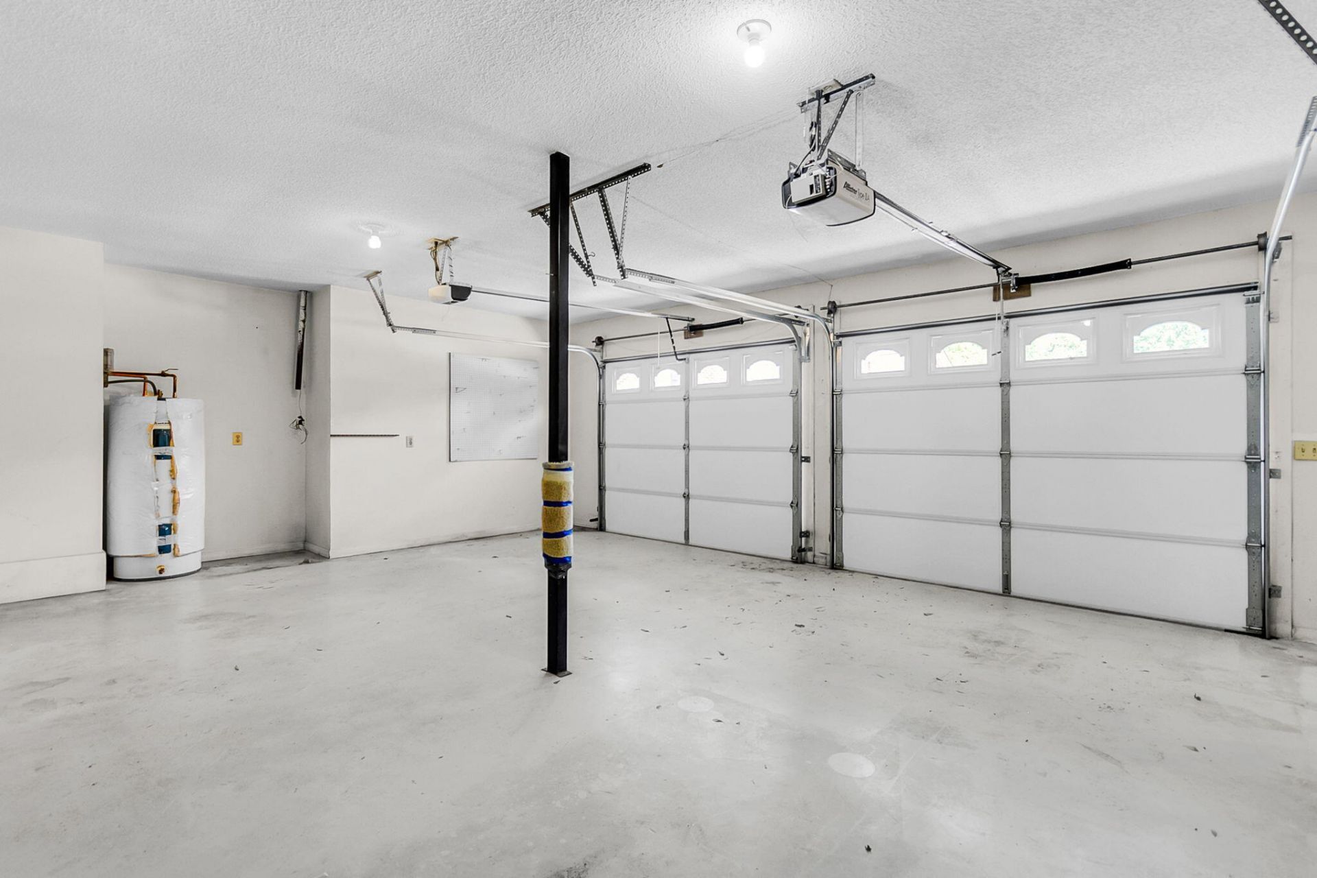 104 Dresden Drive Photo 41