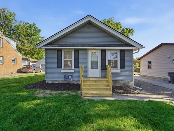 1516 E Jefferson Avenue, Des Moines, IA 50316