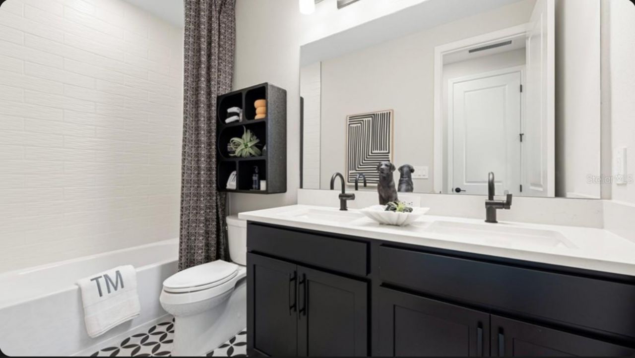 7895 Interstellar Avenue, Sarasota, FL 34241 Photo