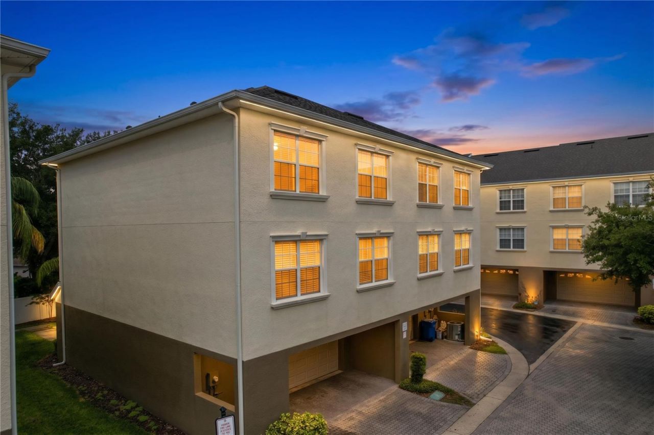 10144 Arbor Run Drive, Unit 31, Tampa, FL 33647 Photo